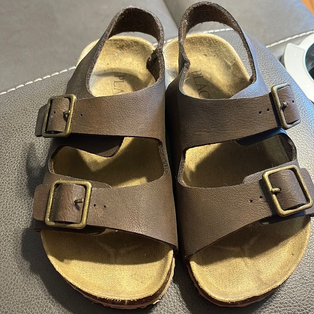 Childrens place boys sandals